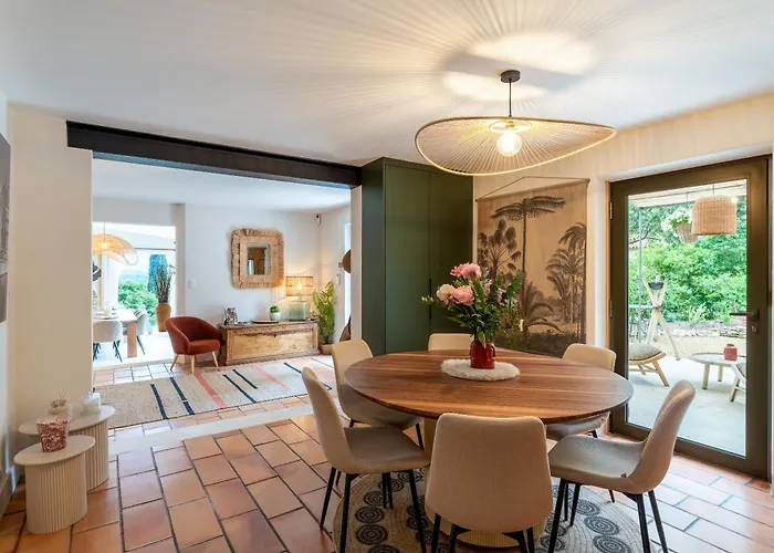 Villa Provencale 200m2 Entierement Climatise Piscine Vue Ventoux